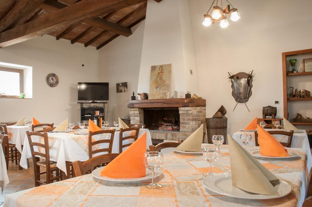 Agriturismo Casella Del Piano Gubbio Exterior photo